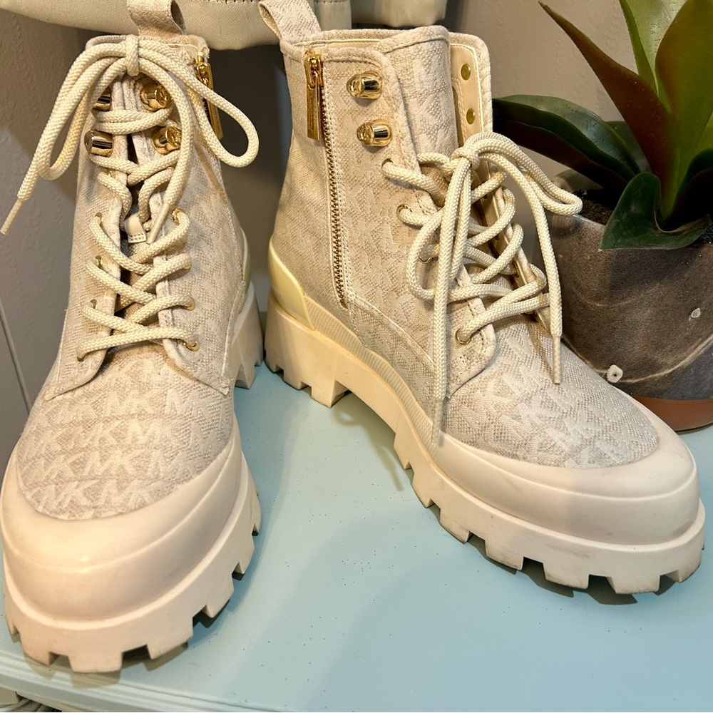 Michael Kors ankle Boots